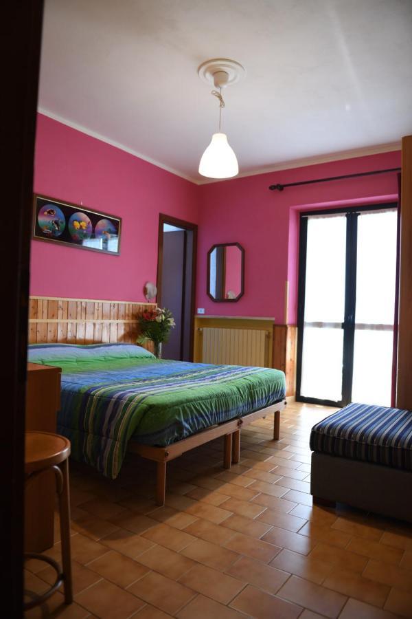 Hotel La Capannina Massino Visconti Exterior foto